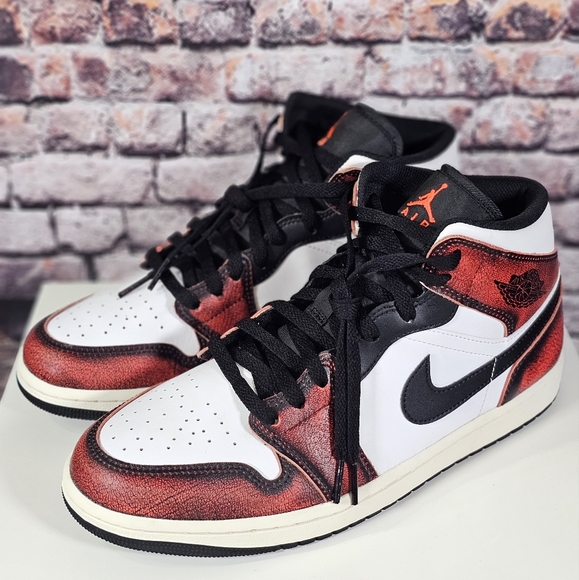Nike Other - Air Jordan 1 Mid "Wear-Away Chicago"